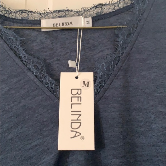 V neck t-shirt - Picture 2 of 2